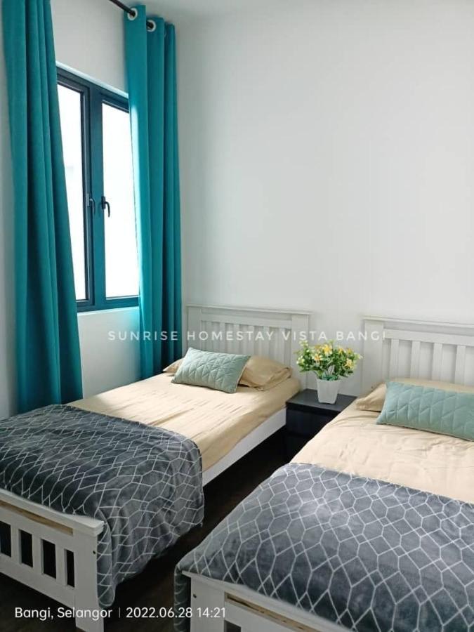 Sunrise Homestay Vista Bangi Kajang Luaran gambar