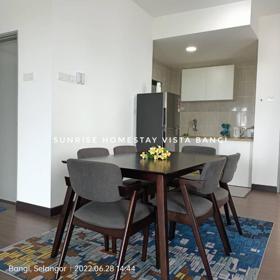 Sunrise Homestay Vista Bangi Kajang Luaran gambar